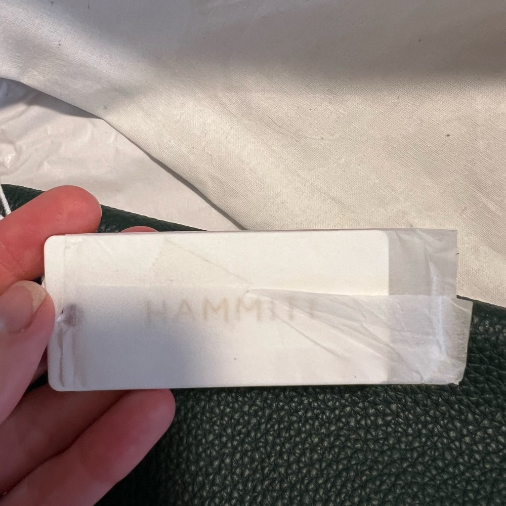 ✨NWT— Hammitt VIP LARGE in Grove green/Brushed gold - Picture 5 of 7